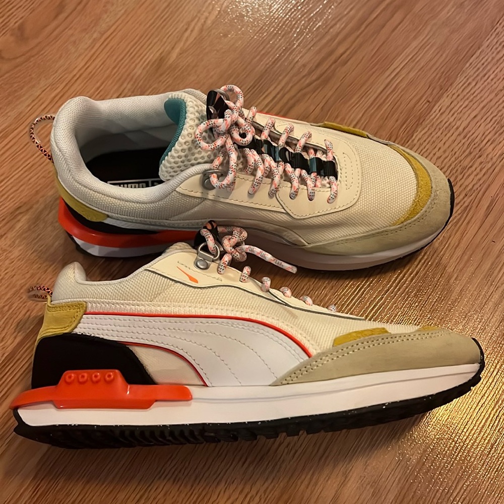 Like new woman’s puma